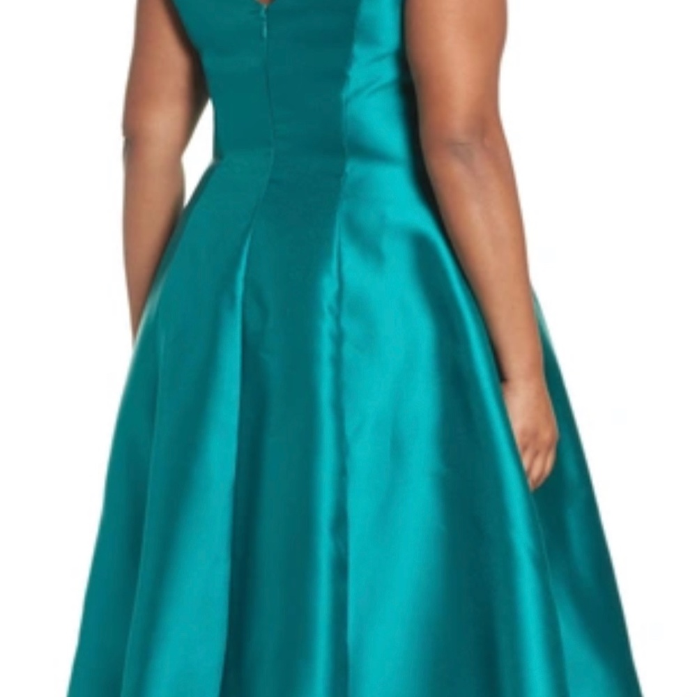 Berry Tea Length Dress - Picture 3 of 3